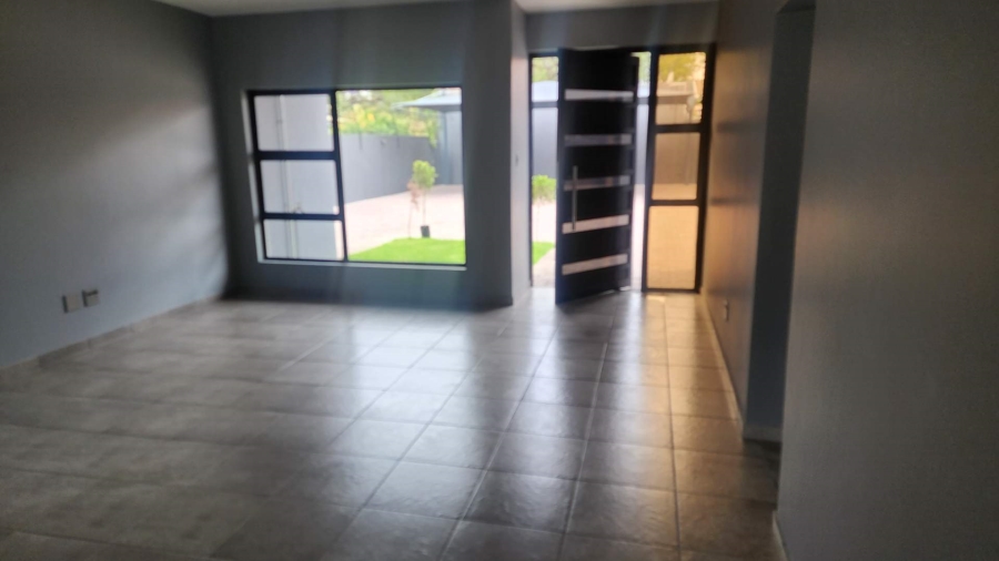 2 Bedroom Property for Sale in Rustenburg North West